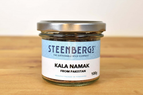 Steenbergs Kala Namak, Black Indian Salt, in glass jar.  Great when making vegan egg substitute meals. From the Steenbergs UK online shop for vegan food and ingredients.