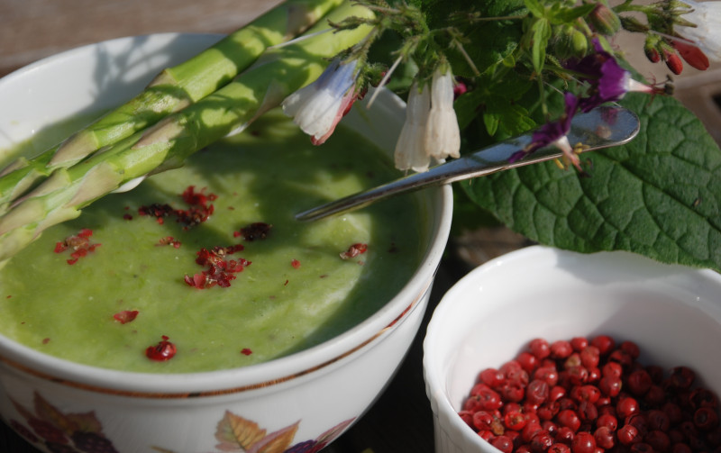 Asparagus And Pink Peppercorn Soup Recipe