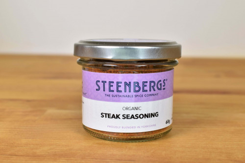 Steenbergs Organic Steak Seasoning in glass jar, blended and created in North Yorkshire, UK.
