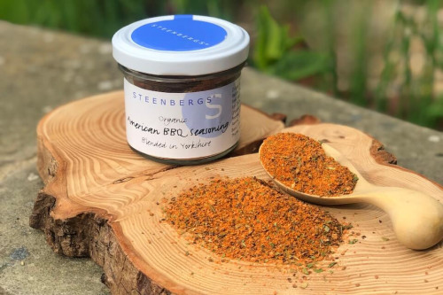 Steenbergs Organic American Spice barbecue Blend, one of a variety of Steenbergs organic bbq mixes, blended in the UK