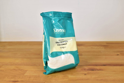 New look Suma  organic desiccated coconut from Steenbergs UK online shop for organic baking ingredients.