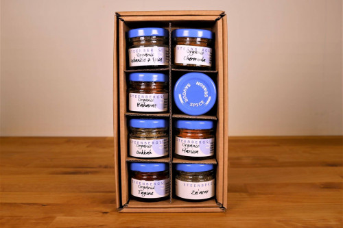 Steenbergs Middle Eastern Feast spice box from the Steenbergs UK online spice shop.