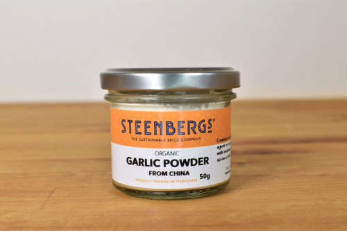 Steenbergs Organic Garlic Powder in Glass Jar available from the Steenbergs UK online shop for herbs and spices.