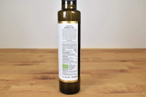 Lunaio organic extra virgin olive oil infused with garlic from the Steenbergs UK online shop for organic food