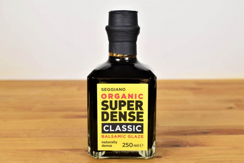 Buy Seggiano Italian organic super dense balsamic glaze from Steenbergs UK shop for gourmet organic vegan food and cooking ingredients.