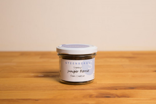 Steenbergs Organic Juniper Berries in reusable or recycable glass jar from the UK Steenbergs online shop for herbs and spices.