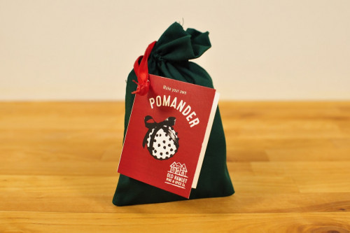 Old Hamlet Traditional Pomander Craft Making Kit, just add an orange. From the Old Hamlet UK online shop for traditional Christmas spice gifts