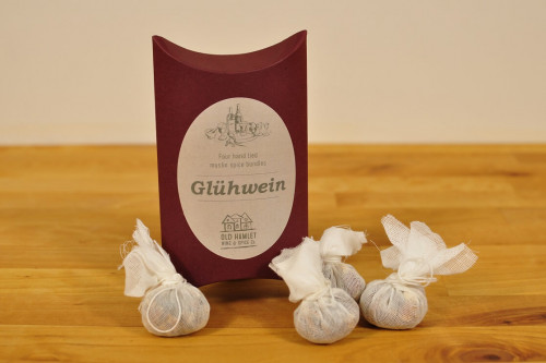 Old Hamlet Gluhwein Spice Mix Pouchettes - also available in other colours on request - from the Steenbergs and Old Hamlet UK online shop for gluhwein mixes and mulled wine spices.