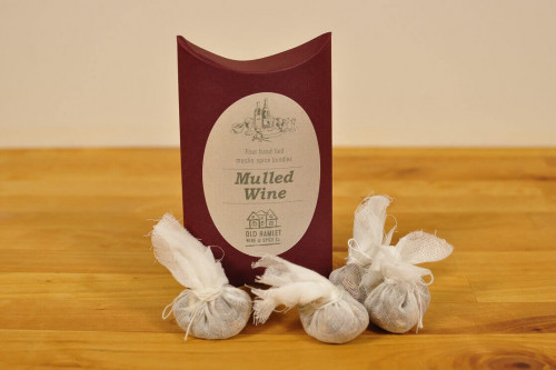Old Hamlet Mulled Wine Spice Mixes in Muslin Pouchettes - Red Pillow Pack - from the Steenbergs UK online shop for mulling wine mixes and spices.