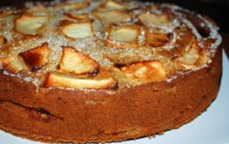 Rich Apple Cake Recipe